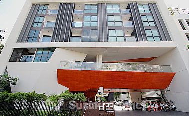 D25 Condominium Thonglor