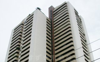 Oriental Towers