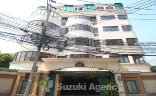 Sawit Suites