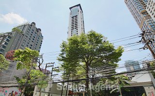 Urbana Langsuan