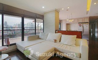 Baan Ploenchit