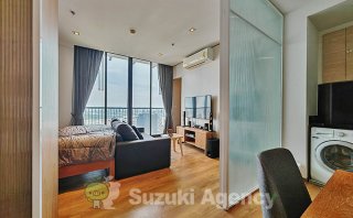 Park Origin Phrom Phong