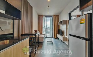 Edge Sukhumvit 23