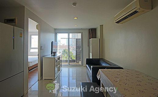 The Clover Thonglor Residence
