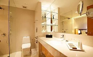 The Aetas Residence：Interior & Exterior Photos No.3