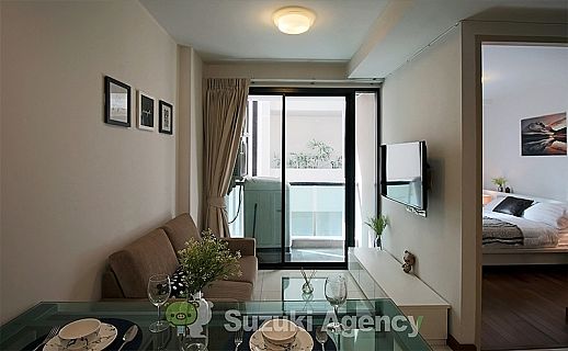Le Cote Thonglor 8
