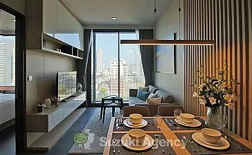 Edge Sukhumvit 23