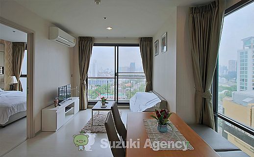 Rhythm Sukhumvit 42