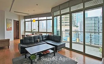 The Lakes Condominium