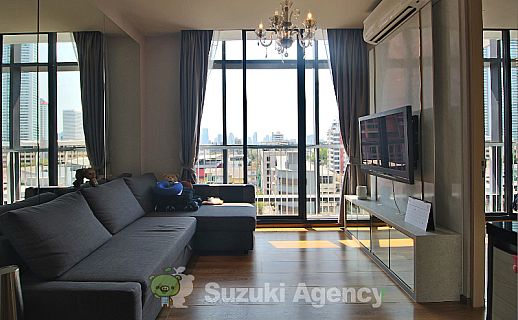 Park Origin Phrom Phong