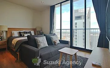 Park Origin Phrom Phong