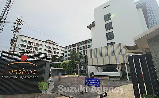 Sunshine Hotel & Serviced Aparment