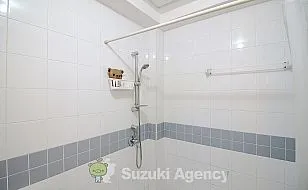 Plus 38 Condominium：Studio Interior Photos No.19