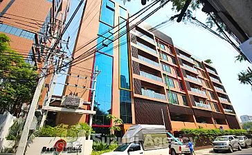 Baan Santisuk Sukhumvit 38