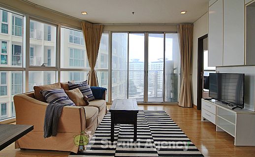 Le Luk Condominium
