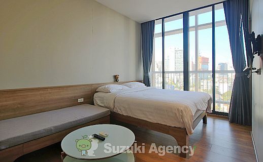 Park Origin Phrom Phong