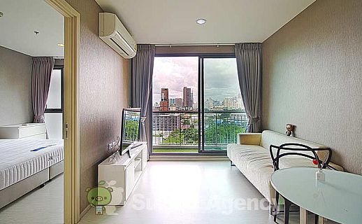 Rhythm Sukhumvit 42