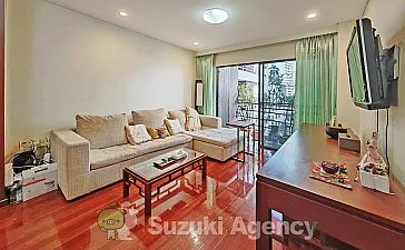 Baan Somthavil