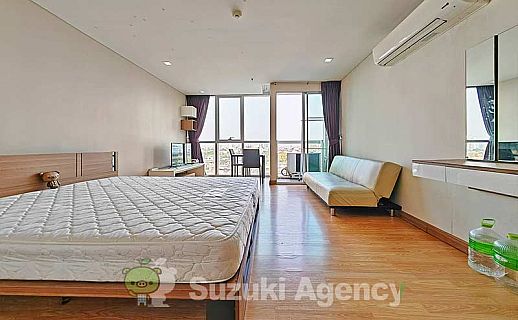 Le Luk Condominium