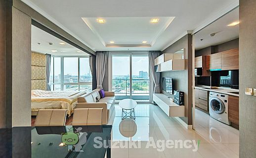 The Metropolis Samrong
