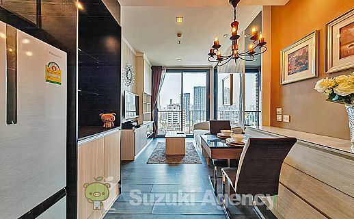 Edge Sukhumvit 23