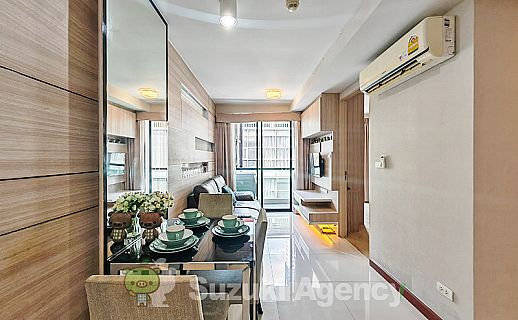 Le Cote Thonglor 8