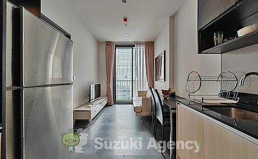 Edge Sukhumvit 23