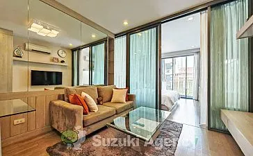TRAPEZO Sukhumvit 16