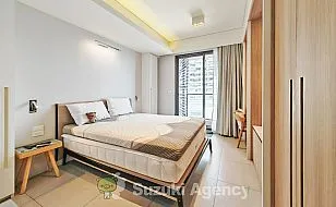 The Lofts Ekkamai：Studio Interior Photos No.14