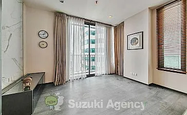 Edge Sukhumvit 23