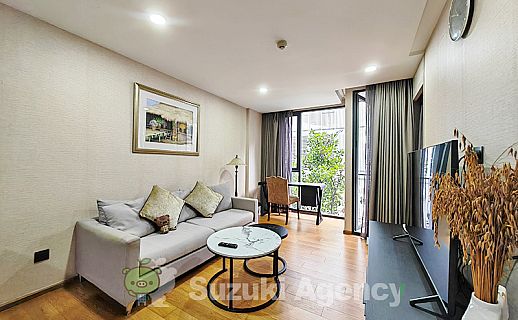 Klass Langsuan Condominium