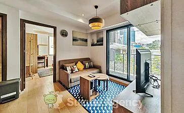 Runesu Thonglor 5