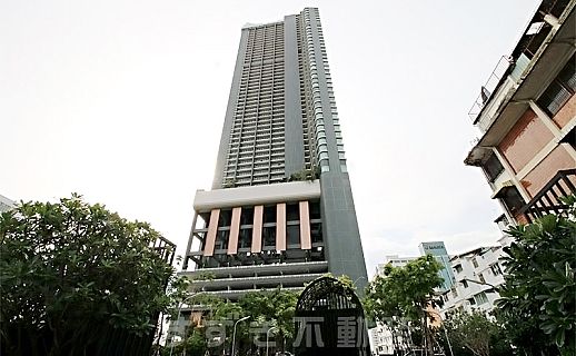Menam Residences Condominium