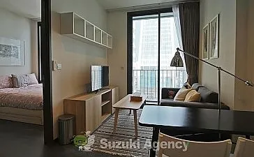 Edge Sukhumvit 23