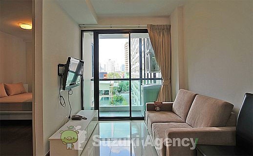 Le Cote Thonglor 8