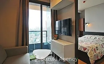 The Lumpini 24