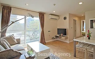 The Crest Sukhumvit 49
