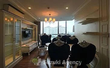 Le Luk Condominium