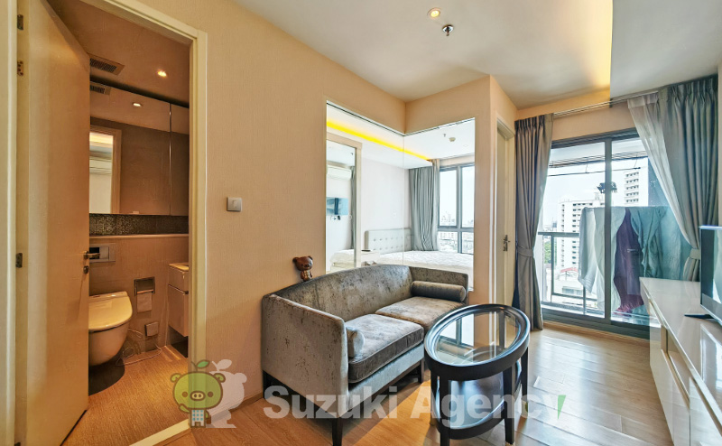 H Sukhumvit 43
