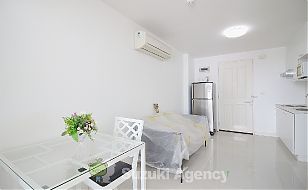 The Clover Thonglor Residence:1Bed Room Photos No.4
